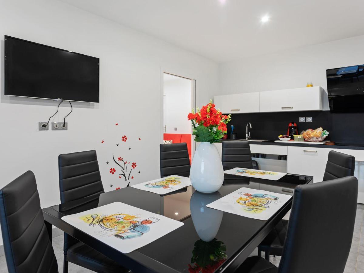 Comfortable Home In Drap With Swimming Pool 15 Km From Nice Exterior photo